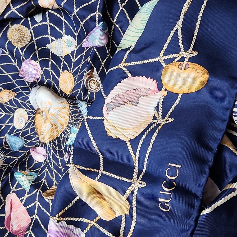 Gucci Scarf - Picture 2 of 12